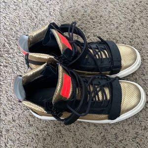 Used GIUSEPPE ZANOTTI sneakers
